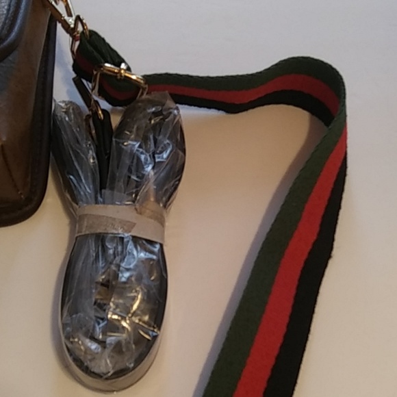 HANDBAG REPUBLIC VEGAN CROSSBODY BAG - Picture 8 of 8